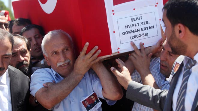 APTOPIX Turkey Syria _Higg.jpg